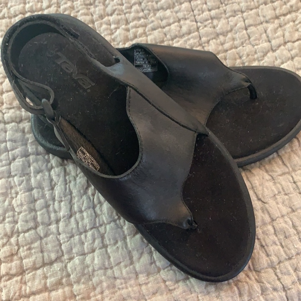 Teva Slip on Split Toe Sandals Size 10 - Picture 4 of 6